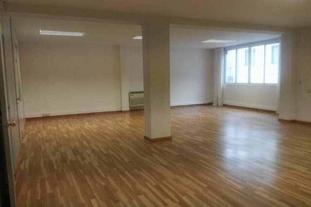 Oficina calle Morales